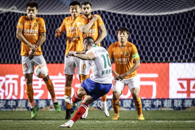 俱乐部杯-赵岩昊15分广厦胜四川 王云章14分