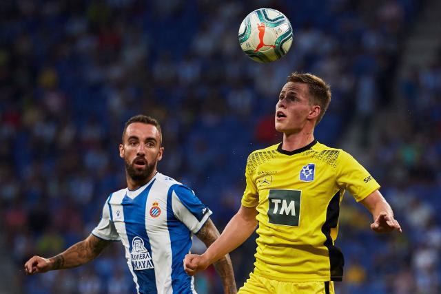 库里39分汤神对阵老东家22分 勇士险胜独行侠