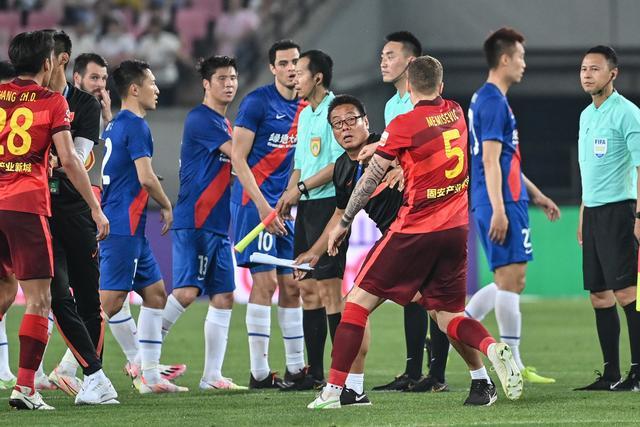 曼联亏麻了！安东尼将租借离队 当初转会费9500万