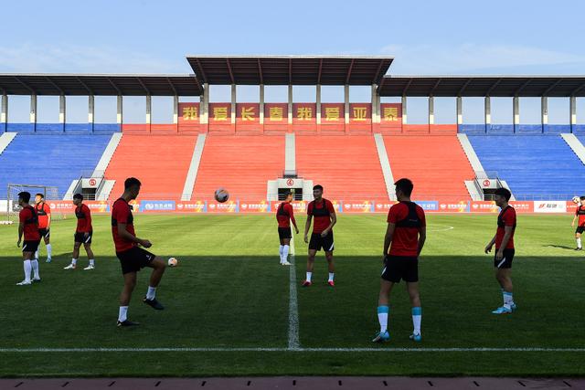 格林42分火箭大胜奇才6连胜 魔术克黄蜂4连胜